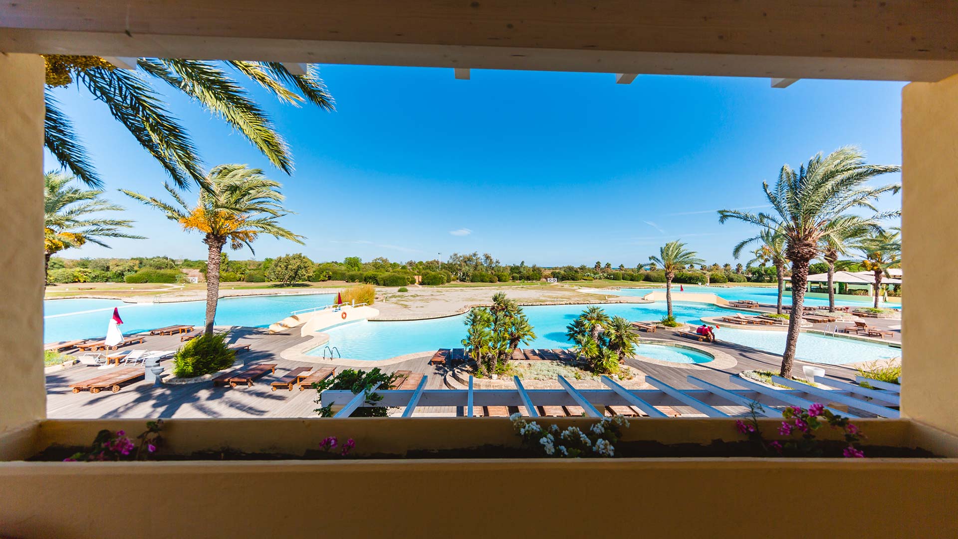 full-camera-standard-vista-piscina